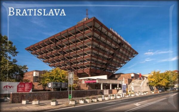 Slovak Radio building - Resin fridge magnet