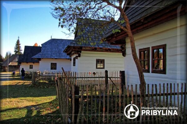 Open-air museum Pribylina - houses - Resin fridge magnet